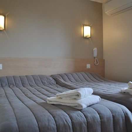Logis Hotel Restaurant Le Flamant Rose Camargue Albaron Bagian luar foto