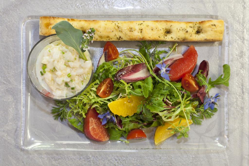 Logis Hotel Restaurant Le Flamant Rose Camargue Albaron Bagian luar foto